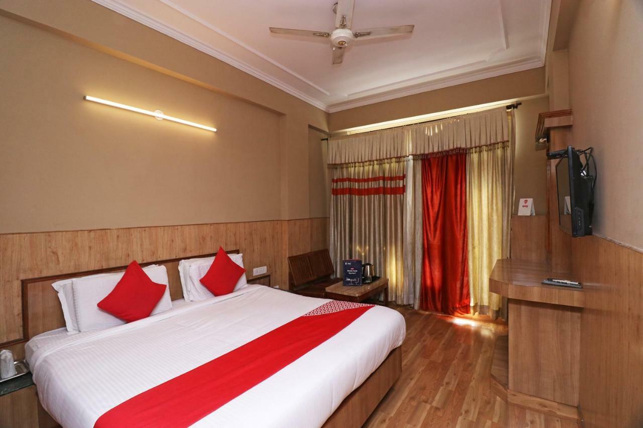 Oyo 22075 Hotel Bali Palace Katra  Buitenkant foto
