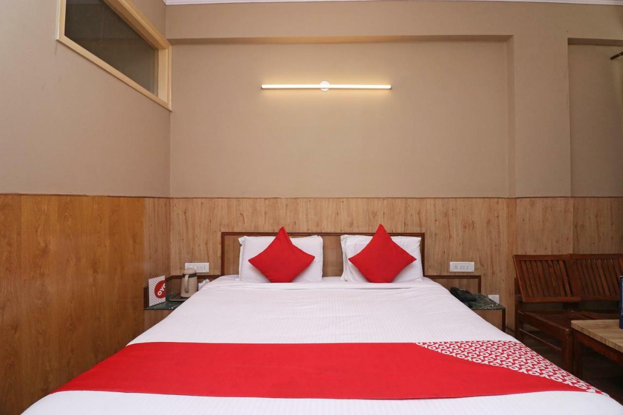 Oyo 22075 Hotel Bali Palace Katra  Buitenkant foto