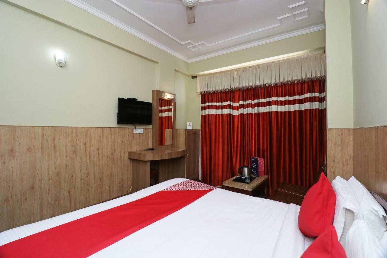 Oyo 22075 Hotel Bali Palace Katra  Buitenkant foto