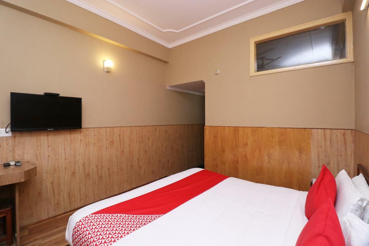 Oyo 22075 Hotel Bali Palace Katra  Buitenkant foto